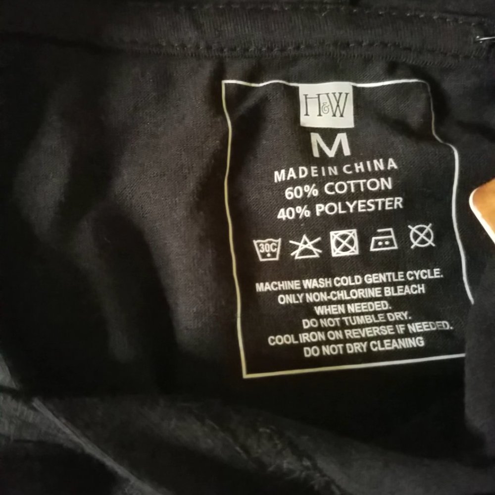 Henry & William Black Short Sleeve Hoodie T-Shirt with Zipper Across Chest - Picture 3 of 8